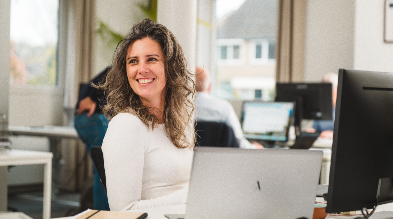 Ccc business lifestyle srgb 300dpi 2024 q4 mrg 0201